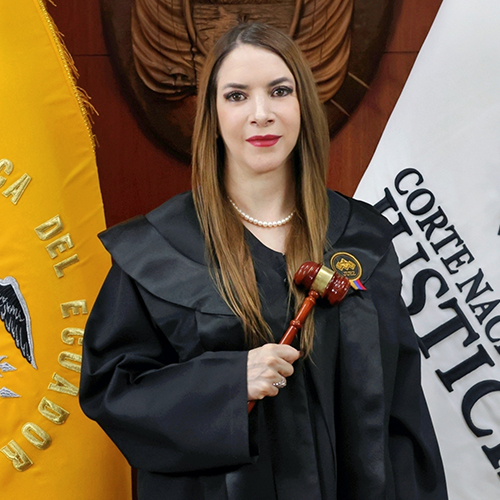 Dra. Katerine Muñoz Subía
